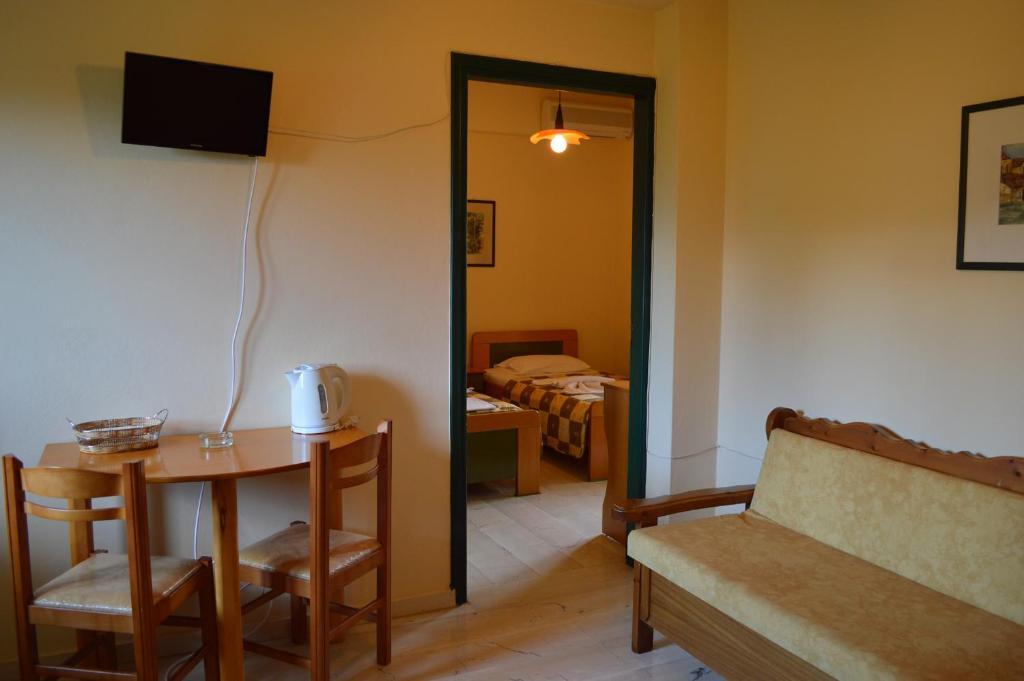 Erodios Apartments Kalyves Chambre photo
